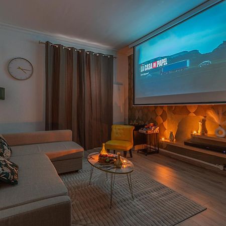 Апартаменты Luxury Cinephile - Netflix - 2 Balcons - Garage Prive - Minibar Гренобль Экстерьер фото