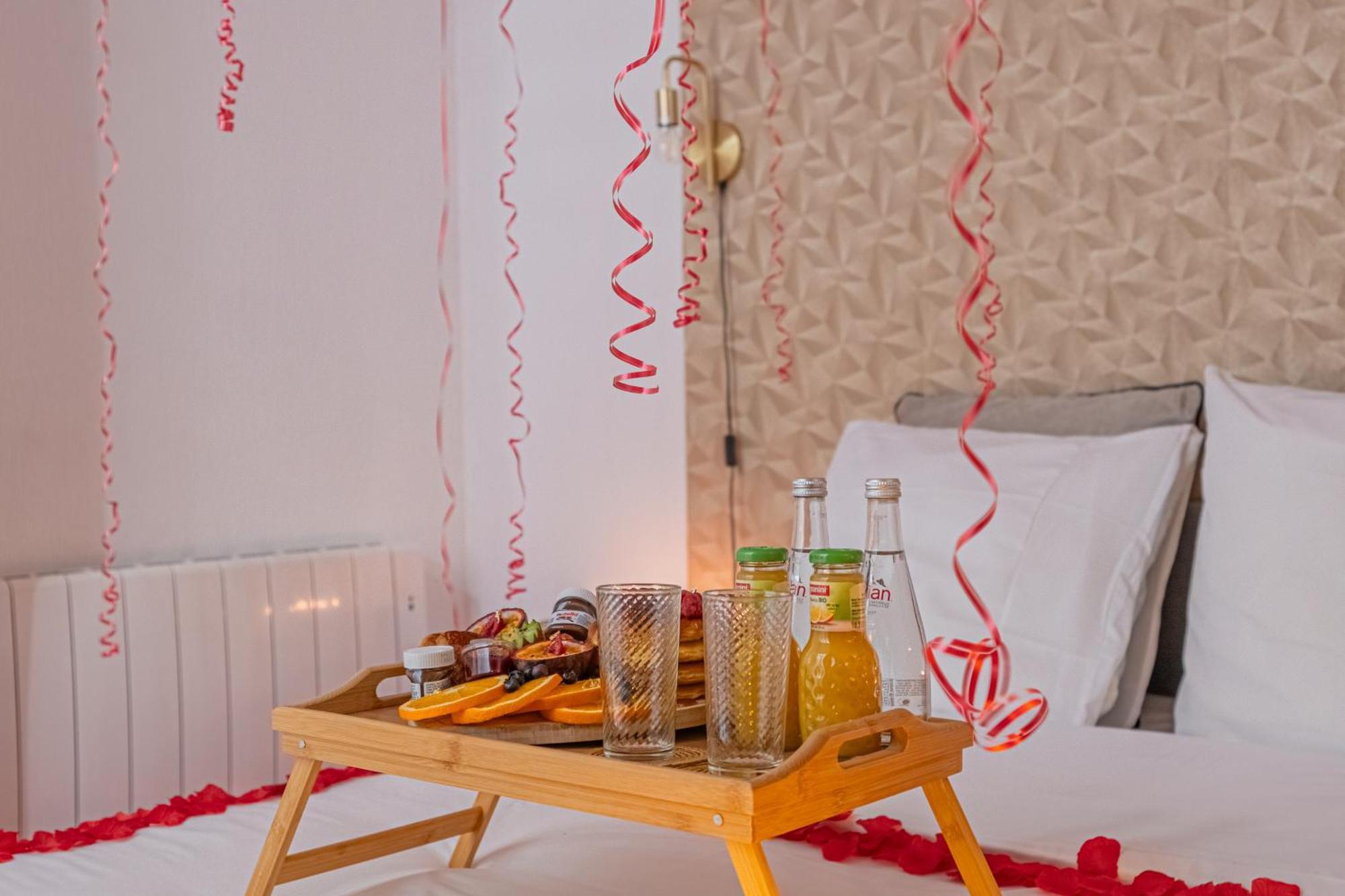 Апартаменты Luxury Cinephile - Netflix - 2 Balcons - Garage Prive - Minibar Гренобль Экстерьер фото